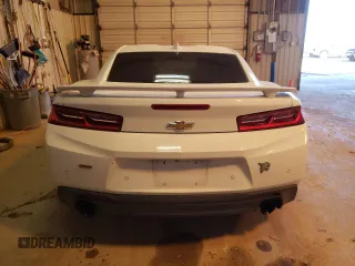 2016 Chevrolet Camaro 2SS with VIN 1G1FH1R75G0188042, listed as a Copart auction lot 68022352 with 33,876 mi miles. Bid and sale history available at carsss.com. Image 6.
