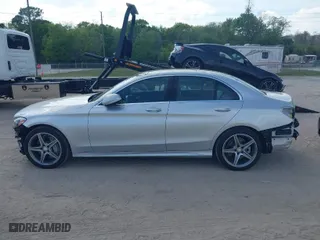 2015 Mercedes-Benz C-Class C 300 Luxury with VIN 55SWF4KB2FU005126, listed as a IAAI auction lot 41811774 with 68,158 mi miles. Bid and sale history available at carsss.com. Image 15.