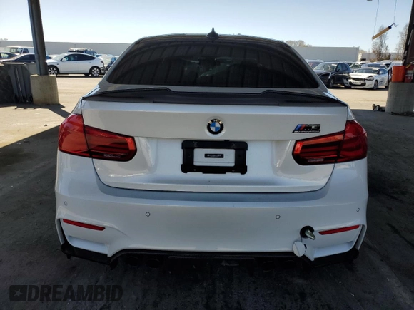 2018 BMW M3 z VIN WBS8M9C58J5J78545, wystawiony jako Copart lot #48081745 z przebiegiem 48 166 mil mil oraz Szkody całkowita. Historia ofert i sprzedaży dostępna na DreamBid. Obrazek 6.