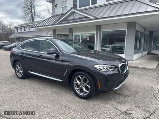 2022 BMW X4 xDrive30i with VIN 5UX33DT02N9J77920, listed as a IAAI auction lot 41888925 with 112,266 mi miles. Bid and sale history available at carsss.com. Image 1.