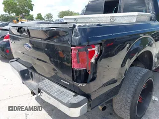 2015 Ford F-150 XLT with VIN 1FTEW1C81FFB05261, listed as a IAAI auction lot 42193554 with Not Provided miles and . Bid and sale history available at carsss.com. Image 18.