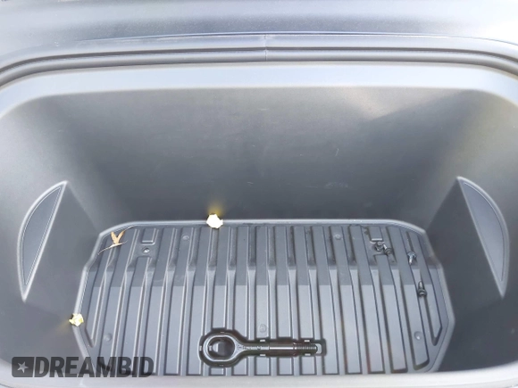 2024 Tesla Model Y с VIN 7SAYGDED7RF011175, выставлен на аукционе IAAI как лот 41366276 с пробегом 9 317 миль миль и . История ставок и продаж доступна на DreamBid. Изображение 10.