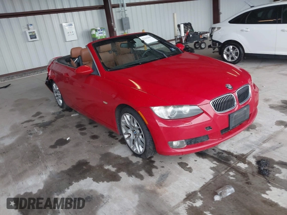2007 BMW 3 Series 328i z VIN WBAWL135X7PX11007, wystawiony jako IAAI lot #42236388 z przebiegiem 200 061 mil mil oraz . Historia ofert i sprzedaży dostępna na DreamBid. Obrazek 1.