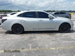 2016 Hyundai Equus Signature z VIN KMHGH4JH8GU101000, wystawiony jako IAAI lot #42560008 z przebiegiem 68 798 mil mil oraz . Historia ofert i sprzedaży dostępna na DreamBid. Obrazek 13.