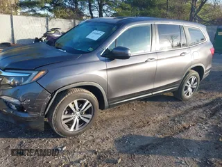 2017 Honda Pilot EX-L z VIN 5FNYF6H70HB069712, wystawiony jako IAAI lot #41828893 z przebiegiem 70 061 mil mil oraz . Historia ofert i sprzedaży dostępna na DreamBid. Obrazek 2.