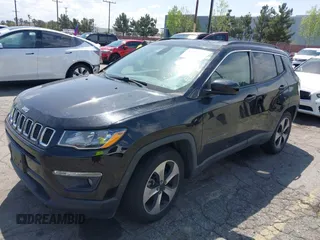2017 Jeep Compass Latitude с VIN 3C4NJCBB1HT658802, выставлен на аукционе IAAI как лот 41957385 с пробегом 102 733 миль миль и . История ставок и продаж доступна на DreamBid. Изображение 18.