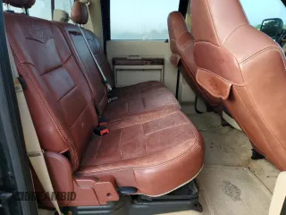 2008 Ford F-350 XL с VIN 1FTWW31R88ED72465, выставлен на аукционе Copart как лот 59573405 с пробегом 239 464 миль миль и Списание • Salvage title. История ставок и продаж доступна на DreamBid. Изображение 10.
