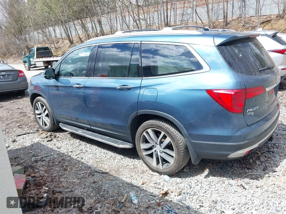 2017 Honda Pilot Touring with VIN 5FNYF6H93HB017623, listed as a IAAI auction lot 41996650 with 97,946 mi miles. Bid and sale history available at carsss.com. Image 14.
