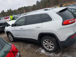 2018 Jeep Cherokee Latitude Plus with VIN 1C4PJLLB2JD518969, listed as a IAAI auction lot 41441927 with 133,451 mi miles and . Bid and sale history available at DreamBid. Image 14.