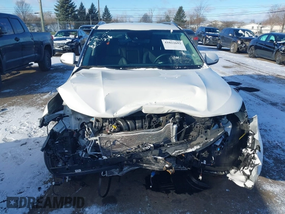 2024 Kia Seltos S z VIN KNDEU2AA7R7638201, wystawiony jako IAAI lot #41022692 z przebiegiem 5 503 mil mil oraz . Historia ofert i sprzedaży dostępna na DreamBid. Obrazek 12.