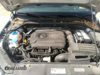2014 Volkswagen Jetta GLI Autobahn z VIN 3VW5S7AJ4EM396791, wystawiony jako IAAI lot #39648541 z przebiegiem 103 025 mil mil oraz . Historia ofert i sprzedaży dostępna na DreamBid. Obrazek 10.