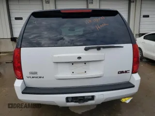 2009 GMC Yukon SLE w/3SA with VIN 1GKFC23C39R127163, listed as a Copart auction lot 85789904 with 186,725 mi miles and Salvage Title. Bid and sale history available at carsss.com. Image 6.