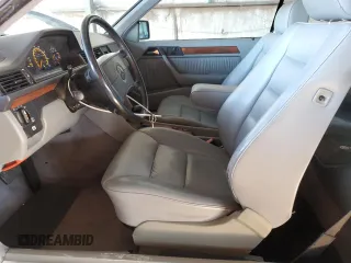 1991 Mercedes-Benz 300 CE с VIN WDBEA51D3MB285660, выставлен на аукционе Copart как лот 49656285 с пробегом 93 772 миль миль и Списание • Salvage title. История ставок и продаж доступна на DreamBid. Изображение 7.