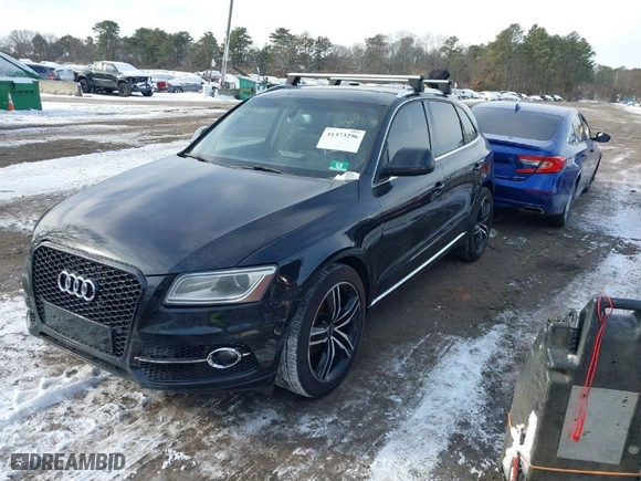 2014 Audi Q5 Premium Plus with VIN WA1LFAFP7EA021221, listed as a IAAI auction lot 41373296 with 135,515 mi miles. Bid and sale history available at carsss.com. Image 2.