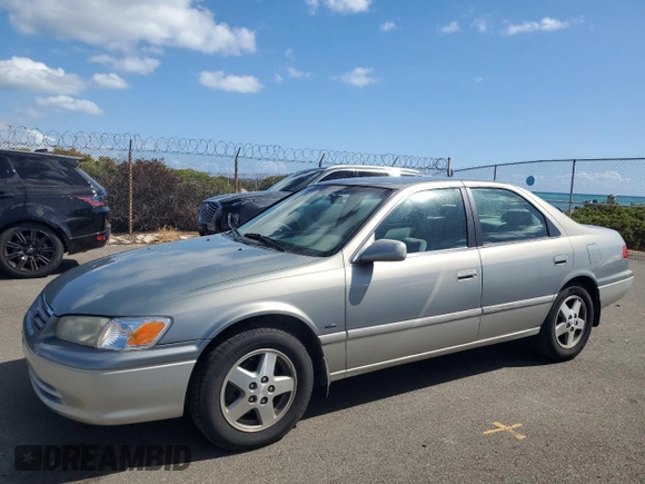 2001 Toyota Camry CE with VIN JT2BG22K610579827, listed as a Copart auction lot 41537605 with 188,136 mi miles and Salvage Title. Bid and sale history available at DreamBid. Image 1.