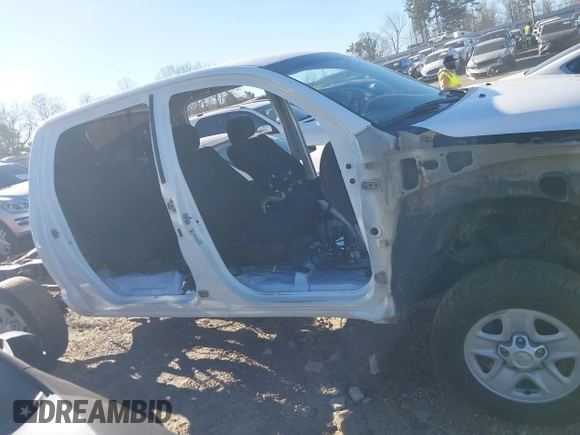 2013 Toyota Tundra 4WD Truck with VIN 5TFDW5F12DX299162, listed as a IAAI auction lot 41829577 with 1 mi miles. Bid and sale history available at carsss.com. Image 13.