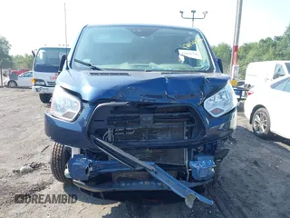 2019 Ford Transit z VIN 1FTYR1ZG6KKA84380, wystawiony jako IAAI lot #42456376 z przebiegiem 112 719 mil mil oraz . Historia ofert i sprzedaży dostępna na DreamBid. Obrazek 12.