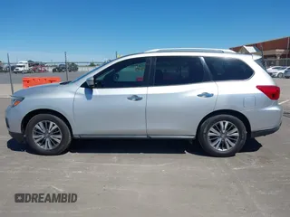 2018 Nissan Pathfinder SL with VIN 5N1DR2MN2JC628615, listed as a IAAI auction lot 41881932 with 122,404 mi miles. Bid and sale history available at carsss.com. Image 14.