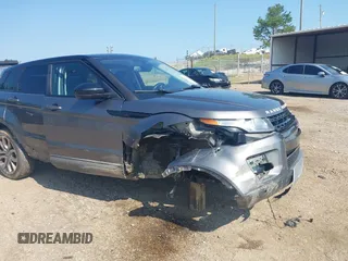 2015 Land Rover Range Rover Evoque Pure Plus z VIN SALVP2BG8FH047528, wystawiony jako IAAI lot #42466907 z przebiegiem 100 941 mil mil oraz . Historia ofert i sprzedaży dostępna na DreamBid. Obrazek 6.
