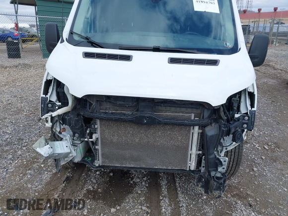 2021 Ford Transit Cargo с VIN 1FTBR2C81MKA02605, выставлен на аукционе IAAI как лот 41804703 с пробегом 94 481 миль миль и . История ставок и продаж доступна на DreamBid. Изображение 6.