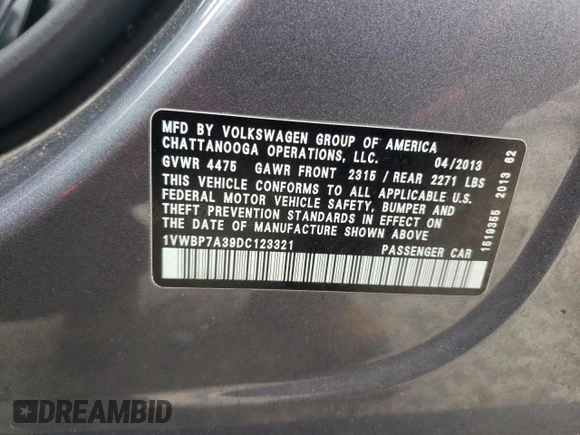 2013 Volkswagen Passat SE z VIN 1VWBP7A39DC123321, wystawiony jako Copart lot #58780315 z przebiegiem 110 132 mil mil oraz Czysty tytuł • Clean title. Historia ofert i sprzedaży dostępna na DreamBid. Obrazek 12.