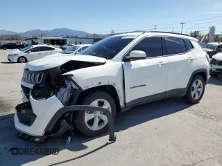 2021 Jeep Compass Altitude с VIN 3C4NJCBB4MT571230, выставлен на аукционе Copart как лот 49747365 с пробегом 63 392 миль миль и Списание • Salvage title. История ставок и продаж доступна на DreamBid. Изображение 1.