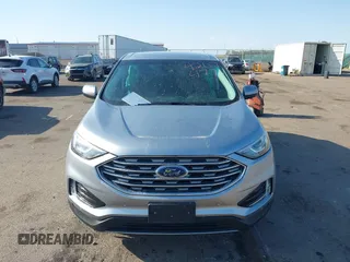 2022 Ford Edge Titanium z VIN 2FMPK4K95NBA33637, wystawiony jako IAAI lot #42074777 z przebiegiem 58 733 mil mil oraz . Historia ofert i sprzedaży dostępna na DreamBid. Obrazek 12.
