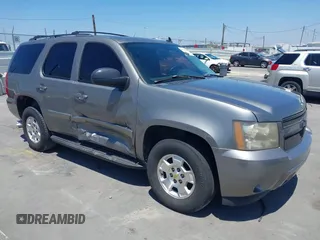 2007 Chevrolet Tahoe LT with VIN 1GNFC13007J399801, listed as a IAAI auction lot 42773614 with 173,339 mi miles and . Bid and sale history available at DreamBid. Image 1.