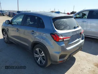 2024 Mitsubishi Outlander S z VIN JA4ARUAU3RU025509, wystawiony jako IAAI lot #42306345 z przebiegiem 6 559 mil mil oraz . Historia ofert i sprzedaży dostępna na DreamBid. Obrazek 3.