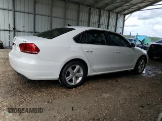 2014 Volkswagen Passat SE z VIN 1VWBT7A34EC075708, wystawiony jako Copart lot #57662405 z przebiegiem 78 077 mil mil oraz Szkoda całkowita • Salvage title. Historia ofert i sprzedaży dostępna na DreamBid. Obrazek 3.