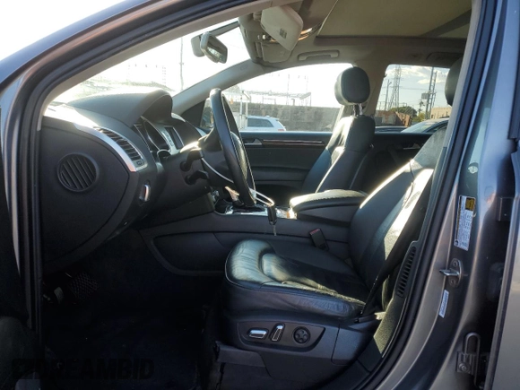 2010 Audi Q7 3.6L Premium Plus with VIN WA1LYAFE6AD005349, listed as a Copart auction lot 48368635 with 103,688 mi miles and Clean Title. Bid and sale history available at carsss.com. Image 7.