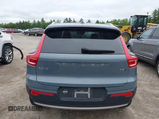 2021 Volvo XC40 Inscription with VIN YV4162UL2M2432602, listed as a IAAI auction lot 42331915 with 54,195 mi miles and . Bid and sale history available at DreamBid. Image 17.