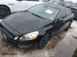 2013 Volvo S60 T5 with VIN YV1612FH9D2175741, listed as a IAAI auction lot 41324252 with NaN miles. Bid and sale history available at carsss.com. Image 18.
