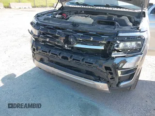 2023 Ford Expedition Max Limited z VIN 1FMJK2A81PEA48159, wystawiony jako IAAI lot #42725025 z przebiegiem 79 301 mil mil oraz . Historia ofert i sprzedaży dostępna na DreamBid. Obrazek 6.