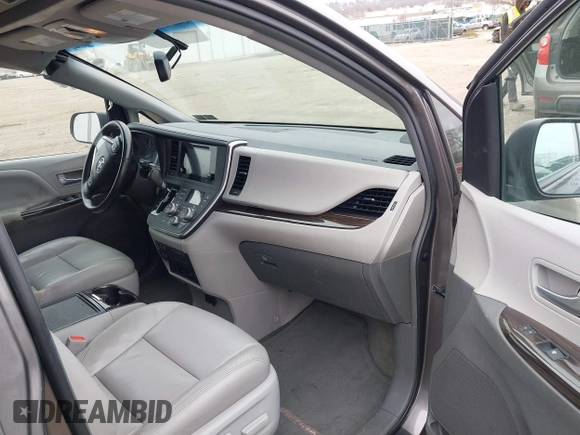 2016 Toyota Sienna XLE with VIN 5TDYK3DCXGS737846, listed as a IAAI auction lot 41782055 with 126,846 mi miles. Bid and sale history available at carsss.com. Image 5.
