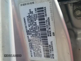 1999 Toyota Corolla VE z VIN 2T1BR12E3XC107587, wystawiony jako Copart lot #62314265 z przebiegiem 143 734 mil mil oraz Szkoda całkowita • Salvage title. Historia ofert i sprzedaży dostępna na DreamBid. Obrazek 12.