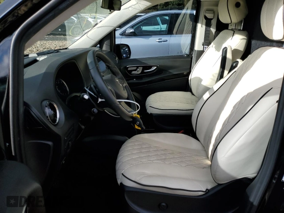 2021 Mercedes-Benz Metris with VIN W1WV0FEY8M3862575, listed as a Copart auction lot 71089143 with 14,164 mi miles and . Bid and sale history available at DreamBid. Image 7.