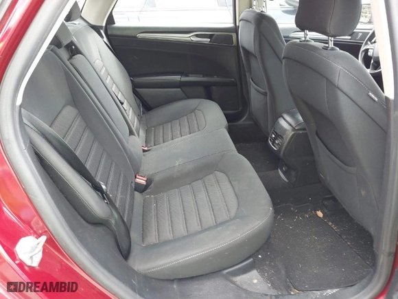 2019 Ford Fusion SE with VIN 3FA6P0HD1KR246562, listed as a IAAI auction lot 41721415 with 92,027 mi miles. Bid and sale history available at carsss.com. Image 8.