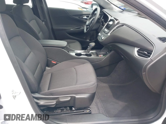 2025 Chevrolet Malibu LT with VIN 1G1ZD5ST5SF130350, listed as a IAAI auction lot 42140549 with 15,639 mi miles and . Bid and sale history available at DreamBid. Image 5.