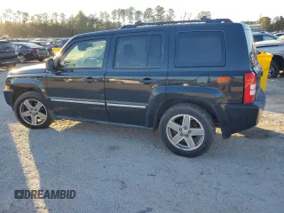 2008 Jeep Patriot Limited with VIN 1J8FT48W88D708754, listed as a Copart auction lot 83832574 with Not Provided miles and Salvage Title. Bid and sale history available at DreamBid. Image 2.