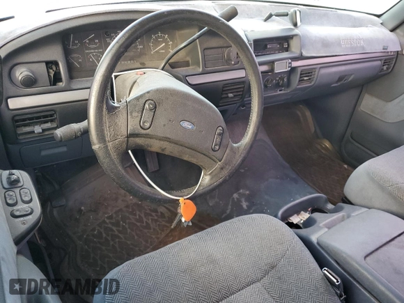 1993 Ford F-150 with VIN 1FTEX15N1PKA67197, listed as a Copart auction lot 82417944 with 0 mi miles and Salvage Title. Bid and sale history available at carsss.com. Image 8.