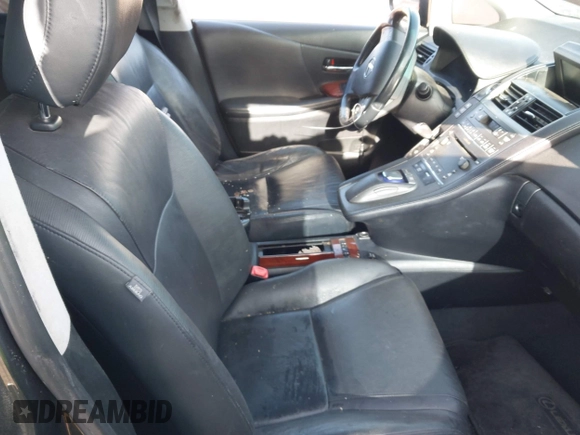2010 Lexus HS 250h z VIN JTHBB1BA8A2034027, wystawiony jako IAAI lot #41551228 z przebiegiem 304 411 mil mil oraz . Historia ofert i sprzedaży dostępna na DreamBid. Obrazek 5.
