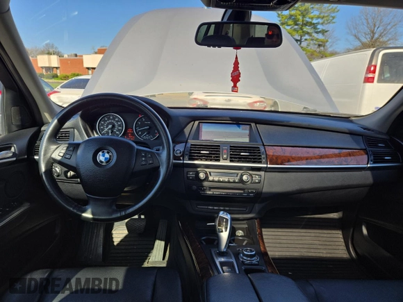2011 BMW X5 35i with VIN 5UXZV4C54BL410887, listed as a Copart auction lot 52511755 with 111,777 mi miles and Clean Title. Bid and sale history available at carsss.com. Image 9.