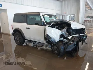 2022 Ford Bronco with VIN 1FMDE5AP7NLB47297, listed as a IAAI auction lot 41260077 with 19,780 mi miles. Bid and sale history available at carsss.com. Image 1.