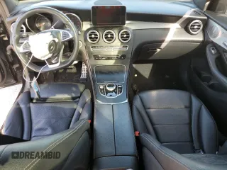 2019 Mercedes-Benz GLC with VIN WDC0G4JB5KV183673, listed as a Copart auction lot 71977992 with 61,125 mi miles. Bid and sale history available at carsss.com. Image 8.