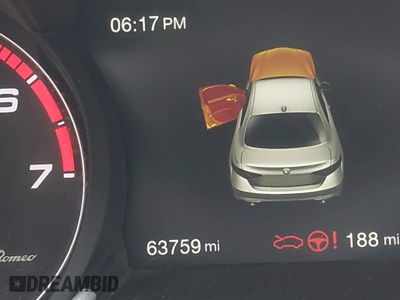 2019 Alfa Romeo Giulia z VIN ZARFAMAN5K7621548, wystawiony jako IAAI lot #41744662 z przebiegiem 63 759 mil mil oraz . Historia ofert i sprzedaży dostępna na DreamBid. Obrazek 15.