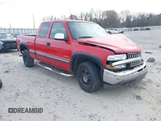 2000 Chevrolet Silverado 1500 LS with VIN 2GCEK19T6Y1316778, listed as a IAAI auction lot 41701675 with 160,034 mi miles. Bid and sale history available at carsss.com. Image 1.