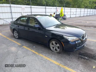 2008 BMW 5 Series 528xi with VIN WBANV135X8CZ52533, listed as a IAAI auction lot 42790941 with 211,812 mi miles and . Bid and sale history available at DreamBid. Image 1.