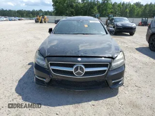 2012 Mercedes-Benz CLS 550 with VIN WDDLJ7DB2CA043726, listed as a Copart auction lot 57380534 with 118,543 mi miles and Clean title. Bid and sale history available at DreamBid. Image 5.