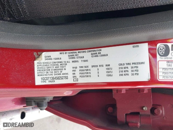 2005 Chevrolet Colorado 1SF LS Z71 with VIN 1GCDT136458252793, listed as a IAAI auction lot 41792584 with 206,195 mi miles. Bid and sale history available at carsss.com. Image 9.